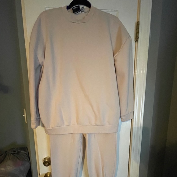 Asos Cream Sweatsuit - Picture 1 of 6